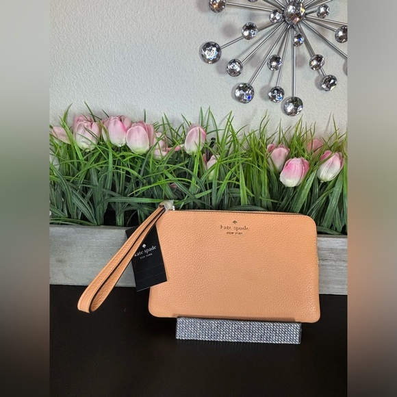 Kate Spade Pebbled Leather Large Wristlet Orange NWT